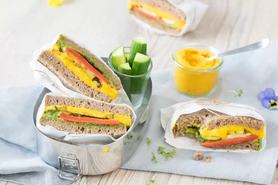 Rețetă Sandwich Fitness cu legume bio la gratar